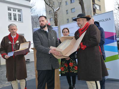 Obraz przedstawiający: Otwarcie budynku Muzeum Palace