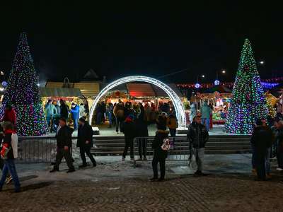 Obraz przedstawiający: Inauguracja Zakopiańskiego Jarmarku Bożonarodzeniowego