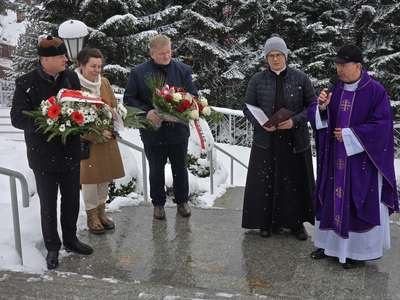 Obraz przedstawiający: Obchody 15. Rocznicy Katastrofy Smoleńskiej w Zakopanem