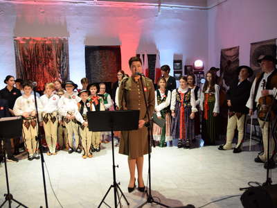 Obraz przedstawiający: Koncert pieśni patriotycznych