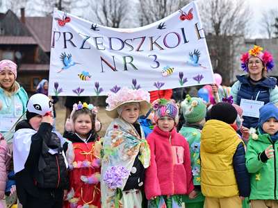 Obraz przedstawiający: Zakopane w kolorach wiosny i solidarności: Relacja z Dnia Wagarowicza
