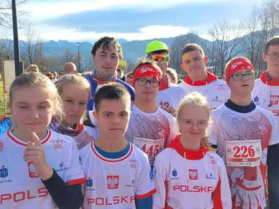 Obraz przedstawiający: Integracyjnie i sportowo