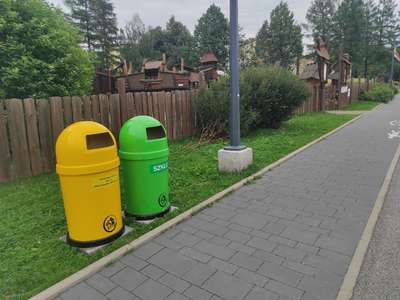 Obraz przedstawiający: Nowe pojemniki na segregację odpadów