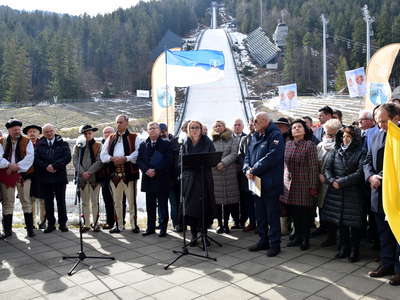 Obraz przedstawiający: Zakopane i Małopolska w obronie św. Jana Pawła II