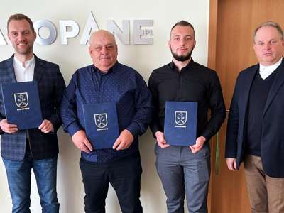 Obraz przedstawiający: Zagospodarowanie otoczenia SP4 - umowa zawarta!