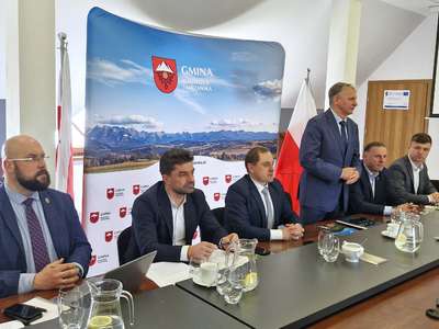 Obraz przedstawiający: O poprawie wizerunku Podhala i koncepcji budowy systemu ścieżek rowerowych