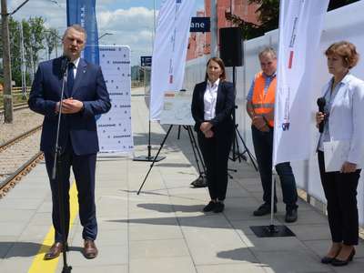 Obraz przedstawiający: Briefing prasowy na temat stacji tymczasowej w Zakopanem, która zapewni...