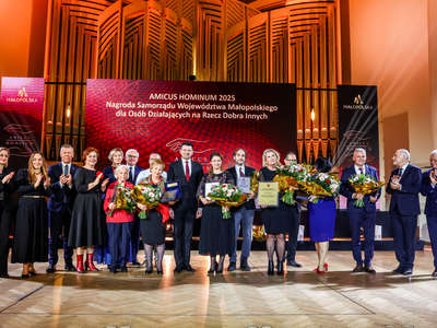 Obraz przedstawiający: Wspaniałe wieści! Znamy Laureatów i Wyróżnionych nagród Amicus Hominum i...