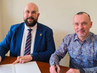 Obraz przedstawiający: O nawiązaniu współpracy z Miastem i Gminą Ożarów