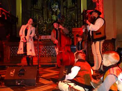 Obraz przedstawiający: Koncert Hanki Rybki na zakończenie IX Festiwalu Kolęd, Pastorałek i...