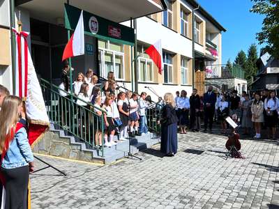 Obraz przedstawiający: Witaj szkoło! Rozpoczynamy rok szkolny 2025/2026