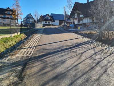 Obraz przedstawiający: Hrube wyremontowane
