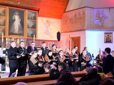 Obraz przedstawiający: Wielkopostny koncert Zespołu Harni