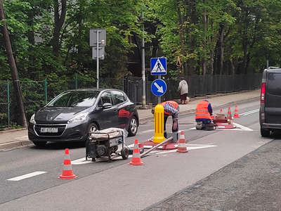 Obraz przedstawiający: Kolejne działania Miasta w zakresie poprawy bezpieczeństwa ruchu drogowego.
