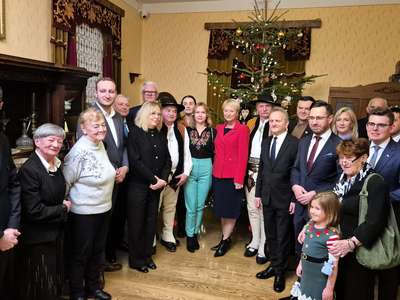 Obraz przedstawiający: Choinka z Podhala w Muzeum Dom Rodzinny Ojca Świętego Jana...