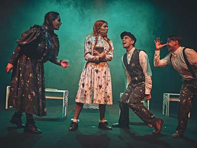 Obraz przedstawiający: Ania z Zielonego Wzgórza w Teatrze Witkacego