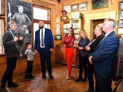 Obraz przedstawiający: Z wizytą w Muzeum Harcerskim