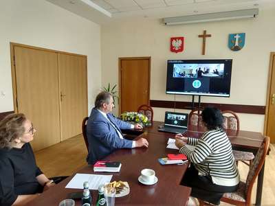 Obraz przedstawiający: Zakopane i Saint-Die-des-Vosges z pomocą Ukrainie