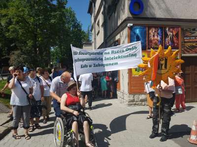 Obraz przedstawiający: Zakopiański Dzień Godności Osób Niepełnosprawnych Intelektualnie