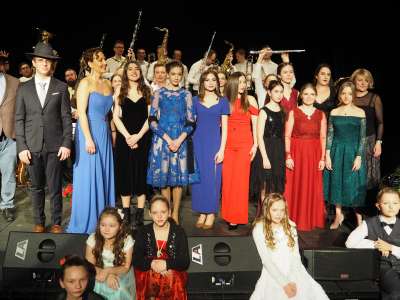 Obraz przedstawiający: Koncert karnawałowy w Teatrze Witkacego