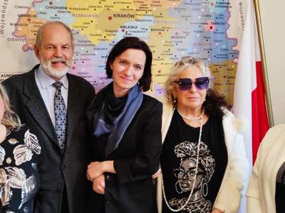 Obraz przedstawiający: Spotkanie przedstawicieli Gminnej Rady Seniorów z Poseł RP Weroniką Smarduch