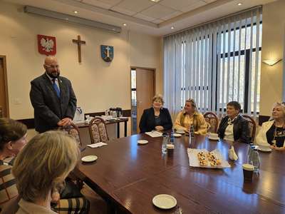 Obraz przedstawiający: 14 listopada Światowym Dniem Seniora