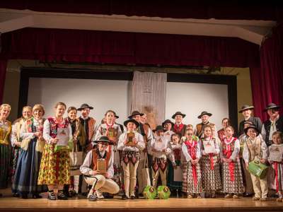 Obraz przedstawiający: X Tatrzański Festiwal Zespołów Góralskich Złote Kierpce