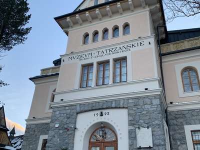 Obraz przedstawiający: Zapraszamy do głosowania na gmach główny Muzeum Tatrzańskiego