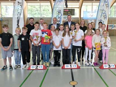 Obraz przedstawiający: Zakończenie Szkolnych Lig Sportowych w Zakopanem – rozdanie nagród w...