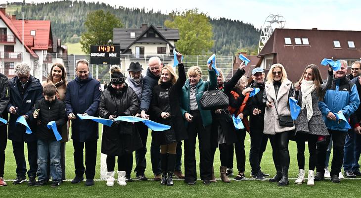 Obraz przedstawiający: Zakopane uroczyście otworzyło nowy Miejski Stadion Sportowy