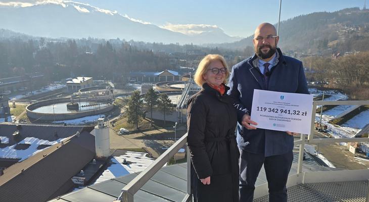 Obraz przedstawiający: Ponad 119 mln zł dofinansowania dla Zakopanego. Urząd Miasta oraz spółka miejska SEWIK zapowiadają kluczowe inwestycje w gospodarkę wodno-ściekową.