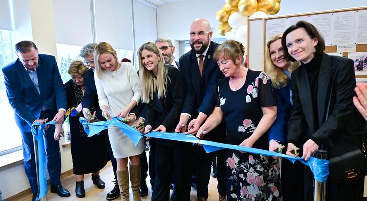 Obraz przedstawiający: Uroczyście otworzyliśmy Klub Seniora!