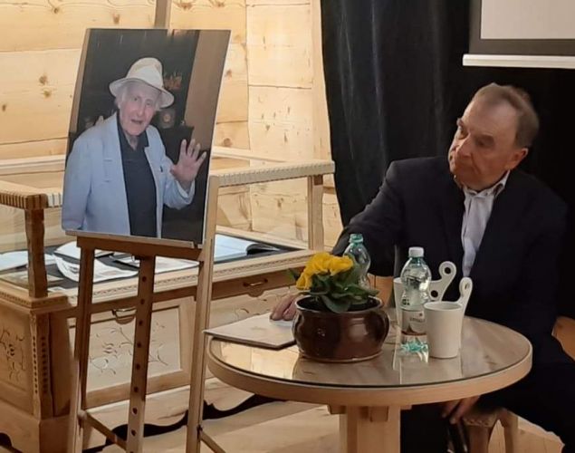 Wieczór w Czerwonym Dworze - Kwiecień 2019