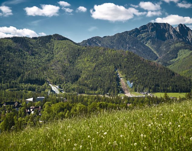 Spaziergang entlang der Straßen Tetmajera und Piłsudskiego zur Wielka Krokiew