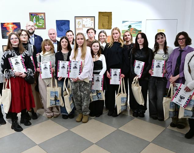 Obraz przedstawiający: Początek drogi. Energia młodej formy.